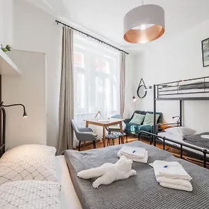 bright-downtown-studio.praguehotelsweb.com/
